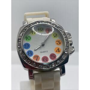 Womens Silver Tone colorful White Silver Watch New Battery